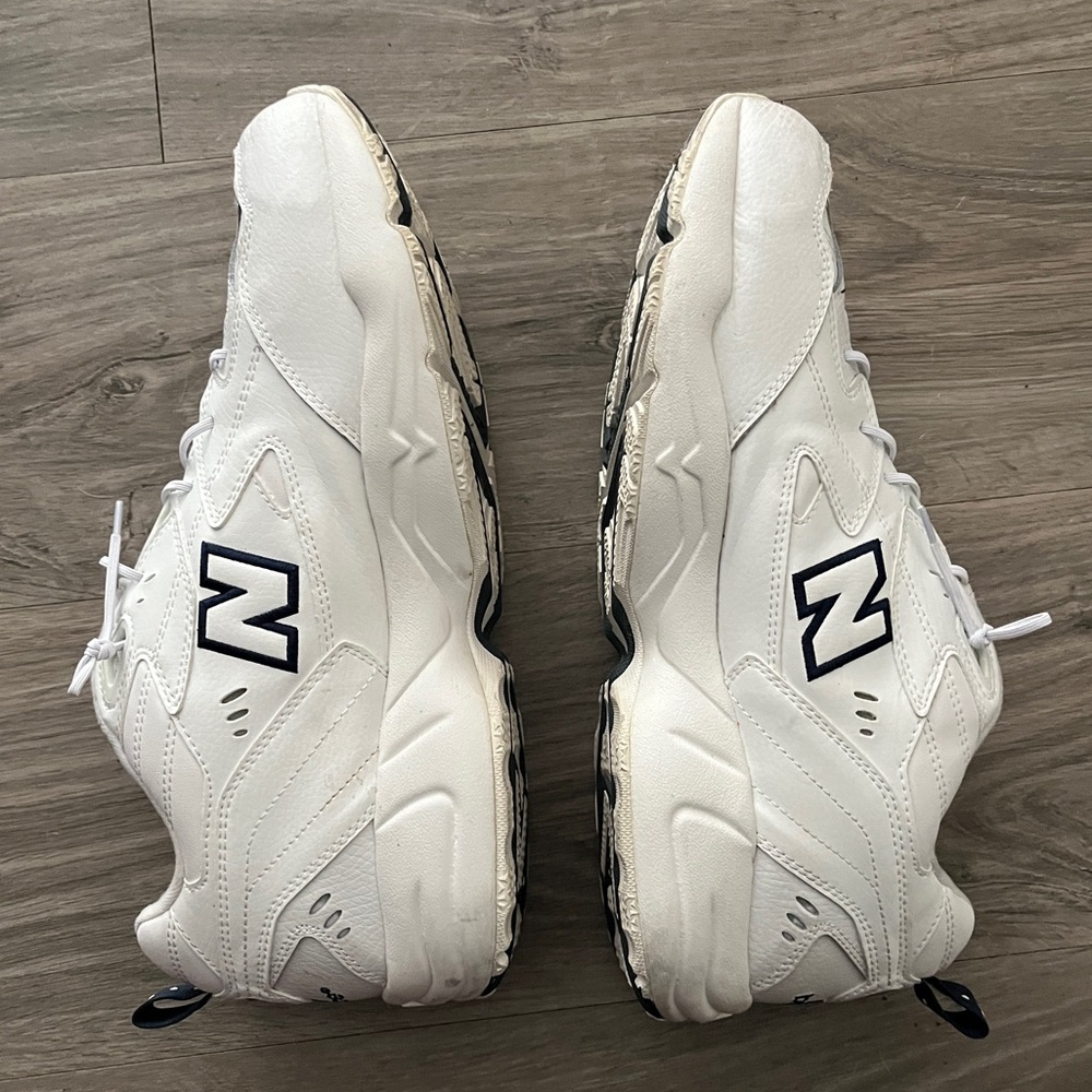 New Balance 608